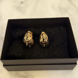 ST. JOHN Vintage Clipped Earrings